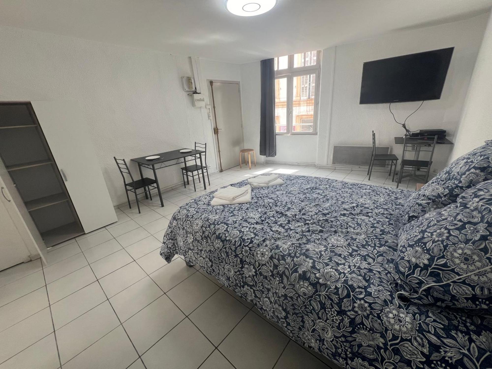 Studio Tapisvert St Charles Canebiere Vieux Port مارسيليا المظهر الخارجي الصورة