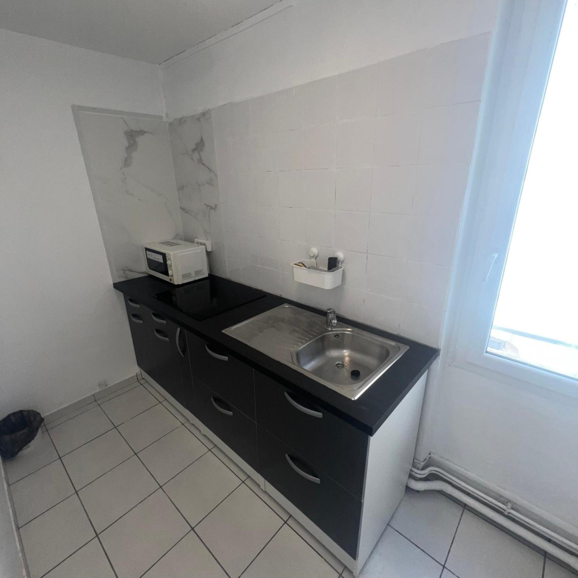 Studio Tapisvert St Charles Canebiere Vieux Port مارسيليا المظهر الخارجي الصورة
