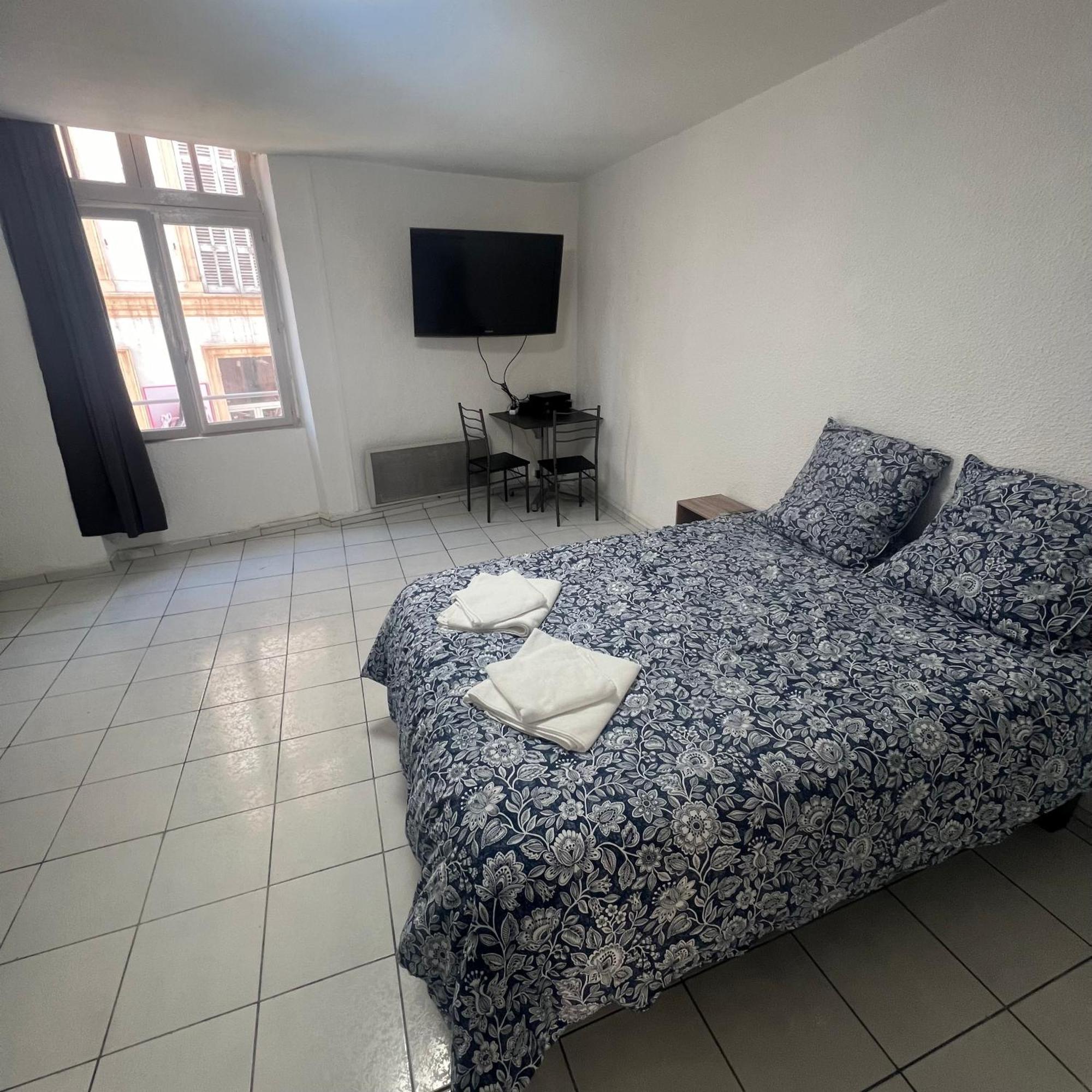 Studio Tapisvert St Charles Canebiere Vieux Port مارسيليا المظهر الخارجي الصورة